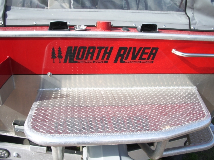 Катер North river Commander 22 2008