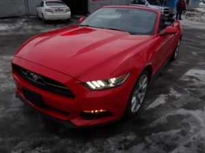 Купить Ford Mustang 2016